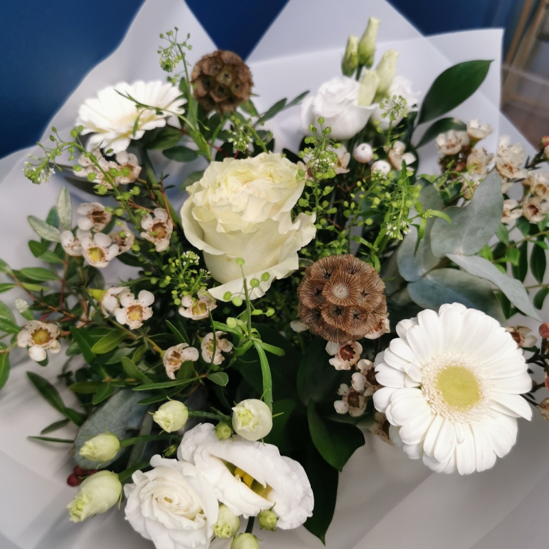 Mini White Bouquet