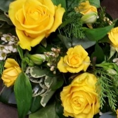 Yellow Rose Wreath